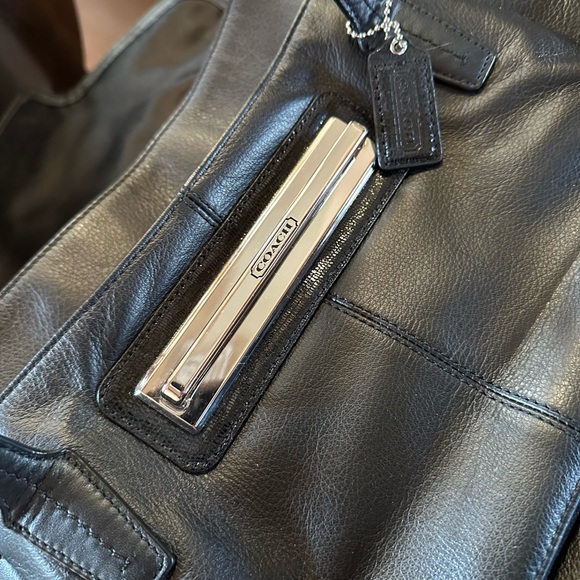 A Coach laptop briefcase bag, which has been slightly used. Size 10x15 - Picture 11 of 14